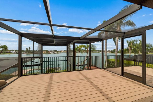 9815 BAY ISLAND DRIVE, Tampa, FL 33615