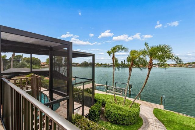 9815 BAY ISLAND DRIVE, Tampa, FL 33615
