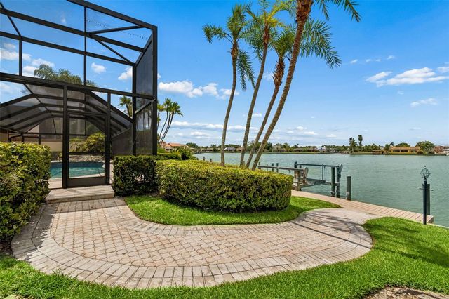 9815 BAY ISLAND DRIVE, Tampa, FL 33615