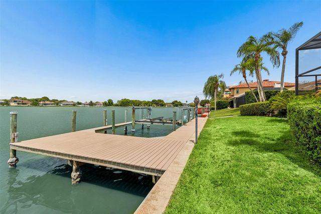 9815 BAY ISLAND DRIVE, Tampa, FL 33615