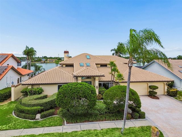 9815 BAY ISLAND DRIVE, Tampa, FL 33615