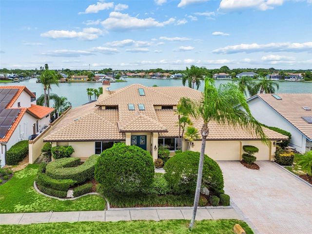 9815 BAY ISLAND DRIVE, Tampa, FL 33615