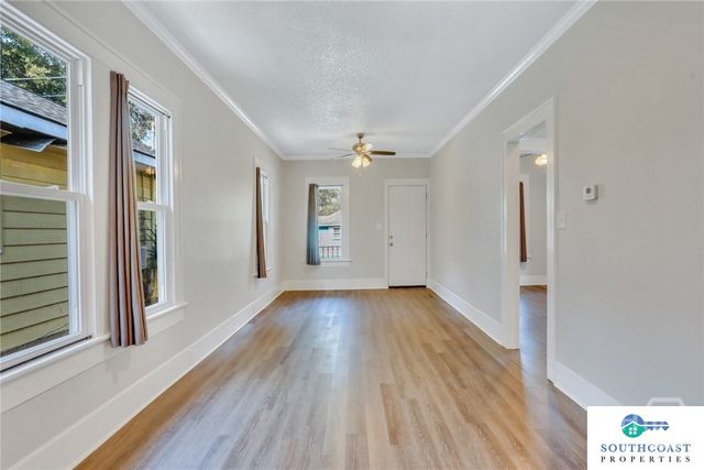 27 W 54th Street, Savannah, GA 31405