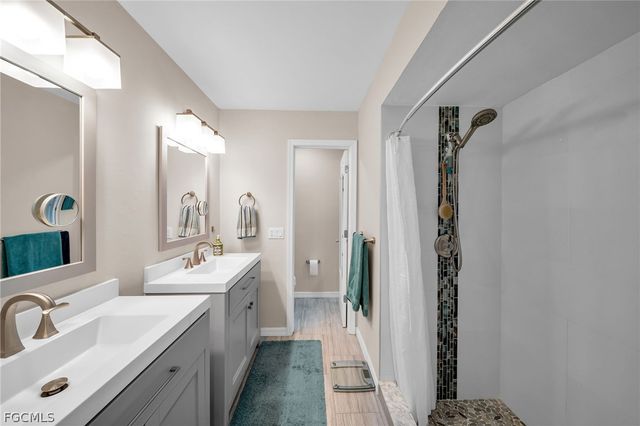 15069 Cloverdale DR, Fort Myers, FL 33919