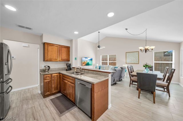 15069 Cloverdale DR, Fort Myers, FL 33919