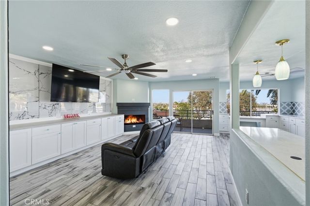 2222 S Mesa 8, San Pedro, CA 90731