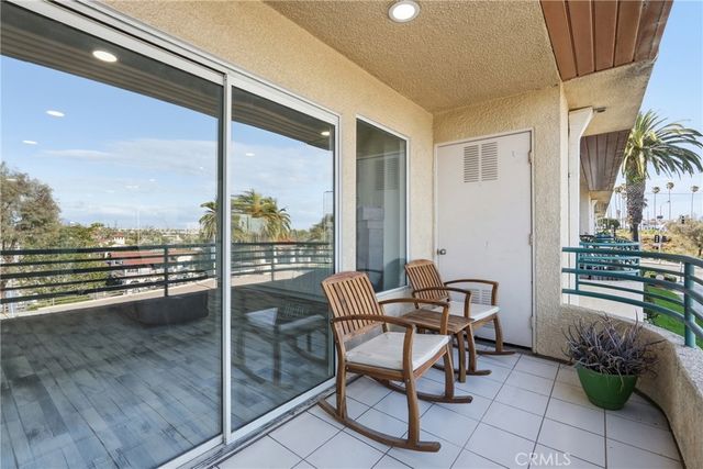 2222 S Mesa 8, San Pedro, CA 90731