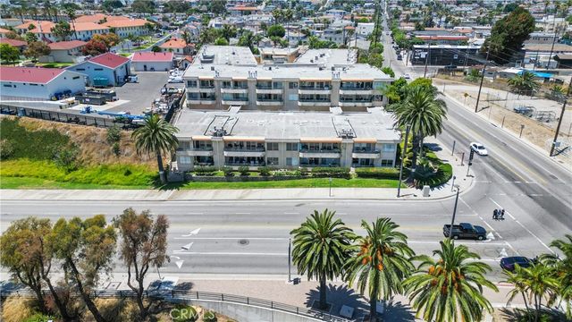 2222 S Mesa 8, San Pedro, CA 90731