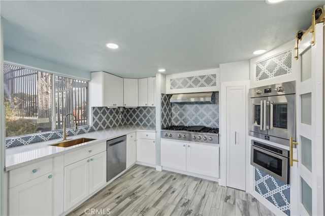 2222 S Mesa 8, San Pedro, CA 90731
