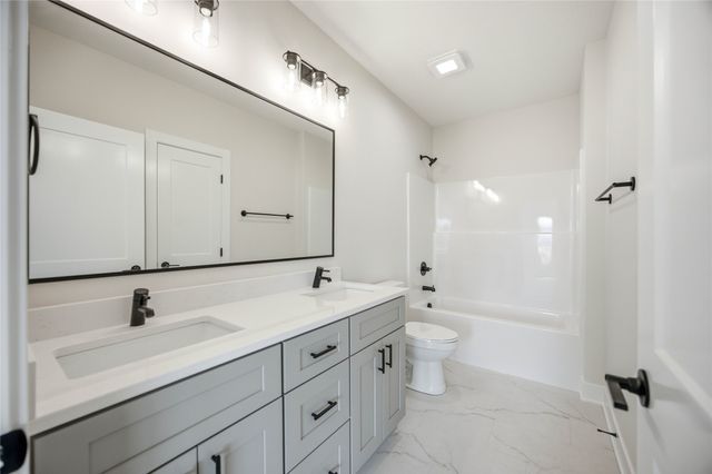 2605 Ponte Place, Adel, IA 50003