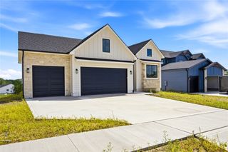 2605 Ponte Place, Adel, IA 50003