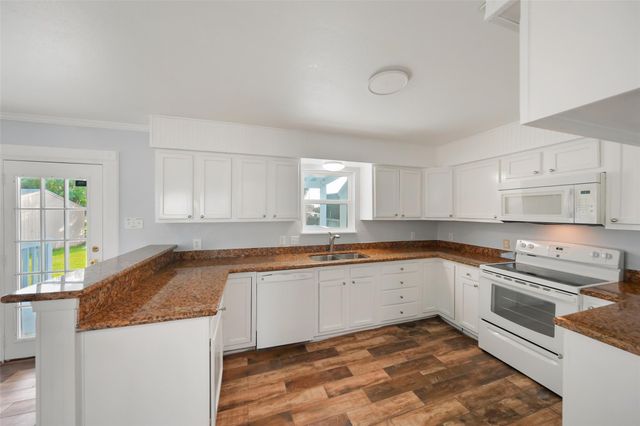 3613 83rd Street, Galveston, TX 77554