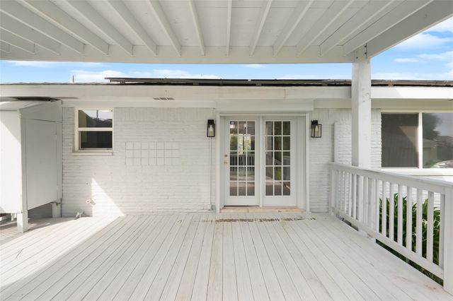 3613 83rd Street, Galveston, TX 77554