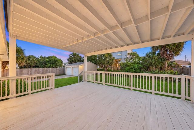 3613 83rd Street, Galveston, TX 77554