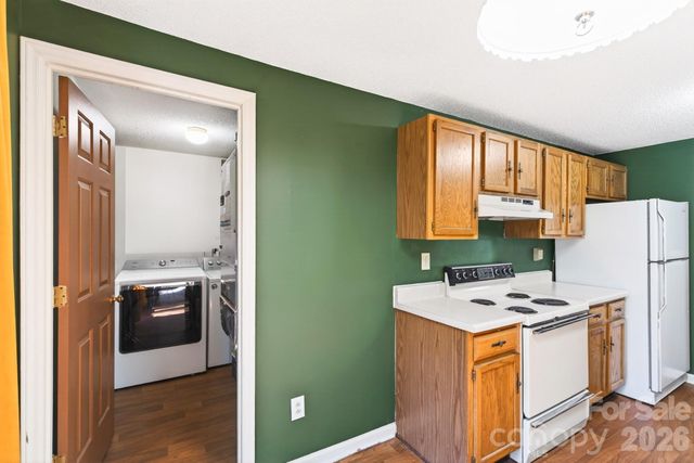 5620 Running Wood Lane, Charlotte, NC 28215