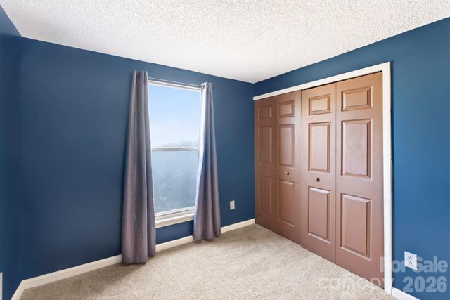 5620 Running Wood Lane, Charlotte, NC 28215