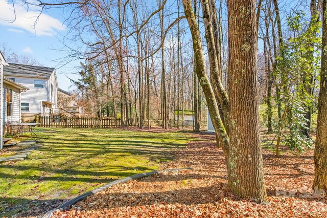 5620 Running Wood Lane, Charlotte, NC 28215