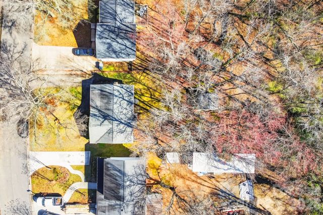 5620 Running Wood Lane, Charlotte, NC 28215