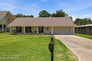 319 Eastview Drive, Biloxi, MS 39531