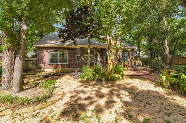 10 Clarewood Court, The Woodlands, TX 77385