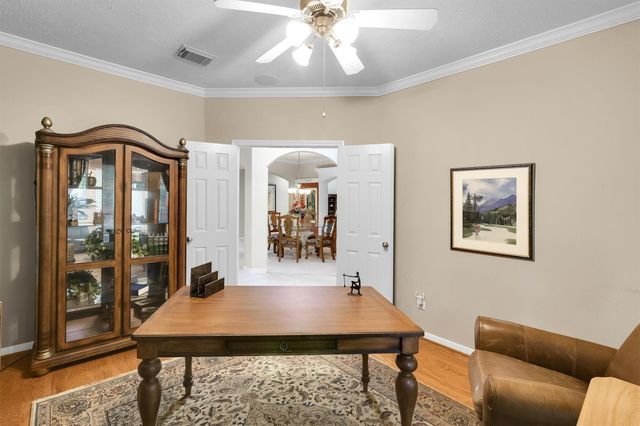 10 Clarewood Court, The Woodlands, TX 77385