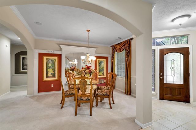 10 Clarewood Court, The Woodlands, TX 77385