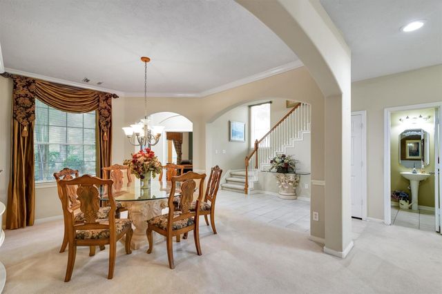 10 Clarewood Court, The Woodlands, TX 77385