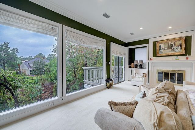 9531 Bayou Brook Street, Houston, TX 77063