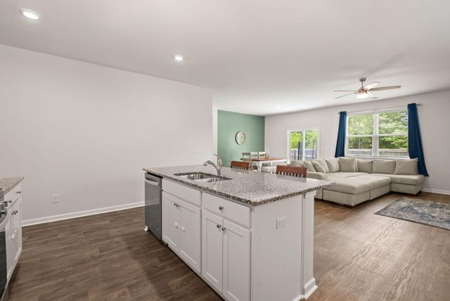 354 Bering Lane, Summerville, SC 29486