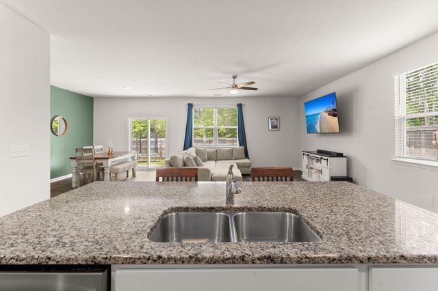 354 Bering Lane, Summerville, SC 29486