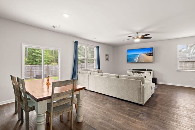 354 Bering Lane, Summerville, SC 29486