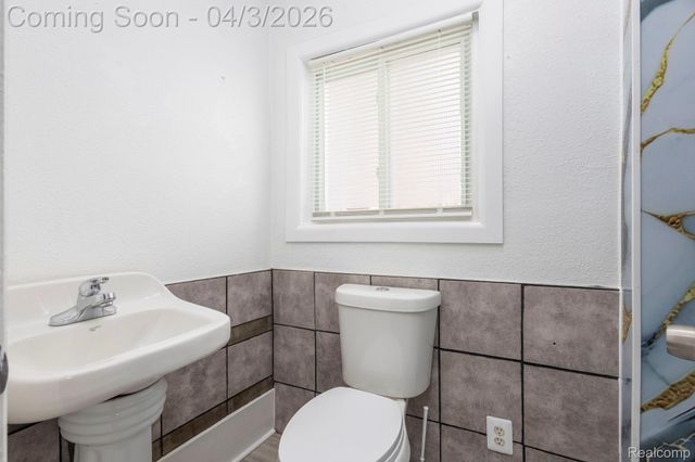 4507 OREGON Street, Detroit, MI 48204