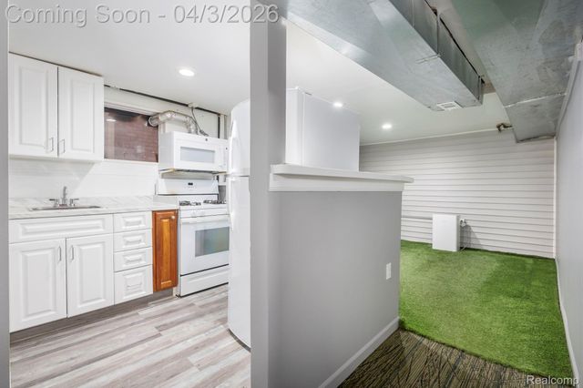 4507 OREGON Street, Detroit, MI 48204