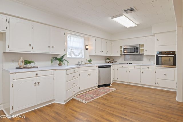 631 Everette Street, New Iberia, LA 70563