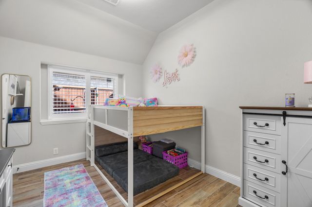 617 Antswood Drive, Fort Worth, TX 76108