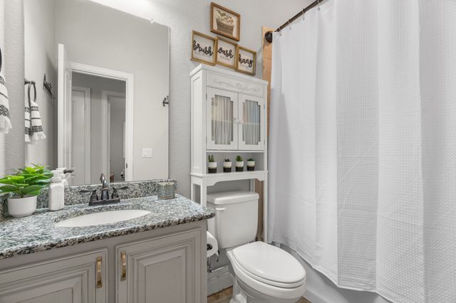 617 Antswood Drive, Fort Worth, TX 76108