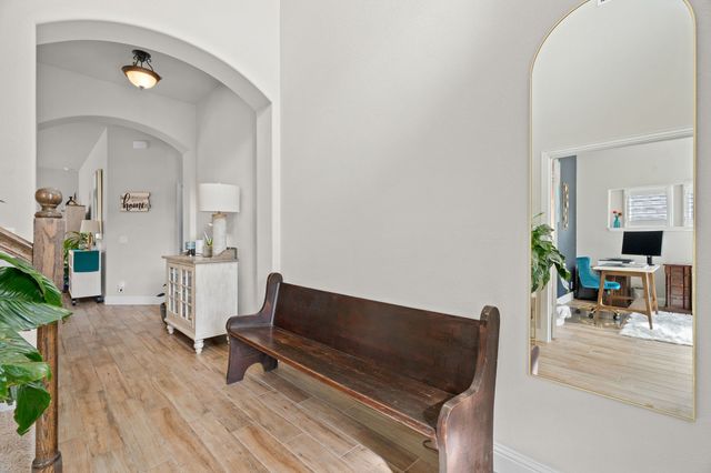 617 Antswood Drive, Fort Worth, TX 76108