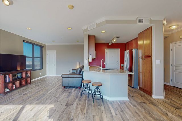 330 Las Colinas Boulevard E 920, Irving, TX 75039