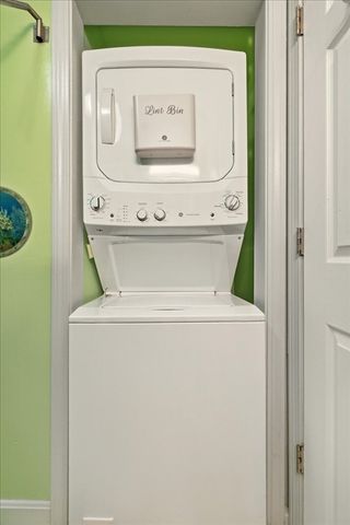 1471 Braley Rd 4, New Bedford, MA 02745