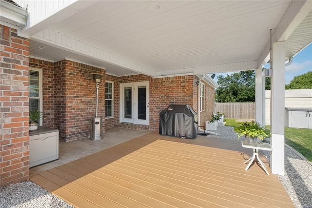 408 Ridgemont Avenue, Lowell, AR 72745