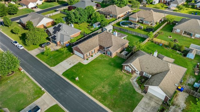 408 Ridgemont Avenue, Lowell, AR 72745