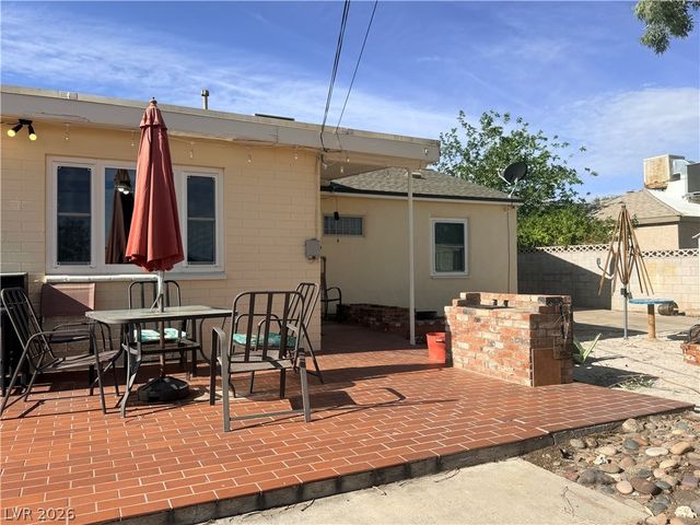 483 Hazel Street, Henderson, NV 89015