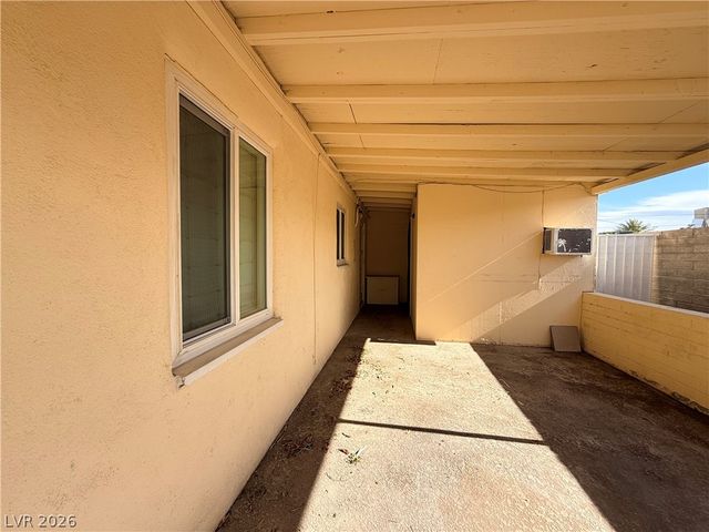 483 Hazel Street, Henderson, NV 89015