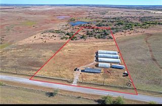10135 N 2970 Road, Hennessey, OK 73742