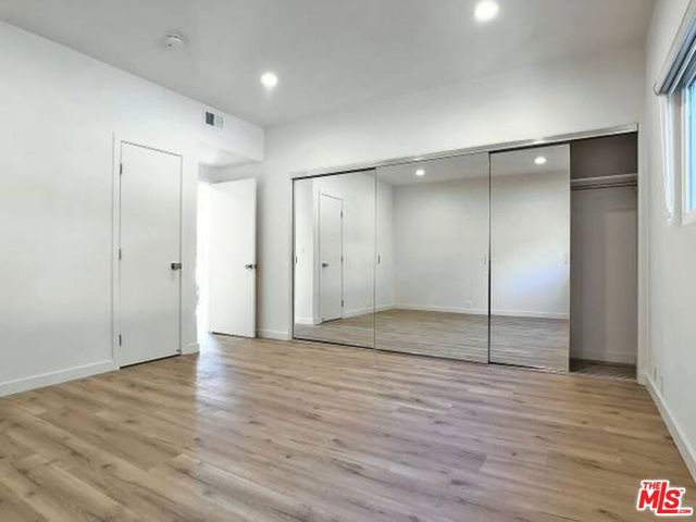 1900 SILVER 106, Los Angeles, CA 90039