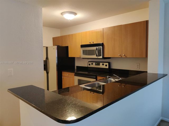 1865 Palm Cove Blvd 9-305, Delray Beach, FL 33445