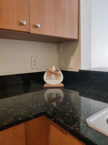 1865 Palm Cove Blvd 9-305, Delray Beach, FL 33445