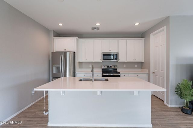 1631 E PAUL Drive, Casa Grande, AZ 85122