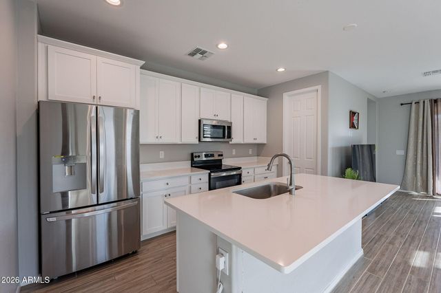 1631 E PAUL Drive, Casa Grande, AZ 85122
