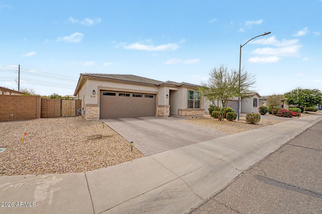 1631 E PAUL Drive, Casa Grande, AZ 85122 — photo 2